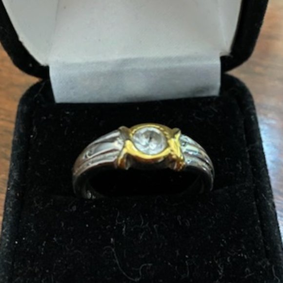 Miner's Cut CZ Solitaire * YELLOW & WHITE 18 Kt GF Band RING * sz 6.25 * Classy - Picture 1 of 5